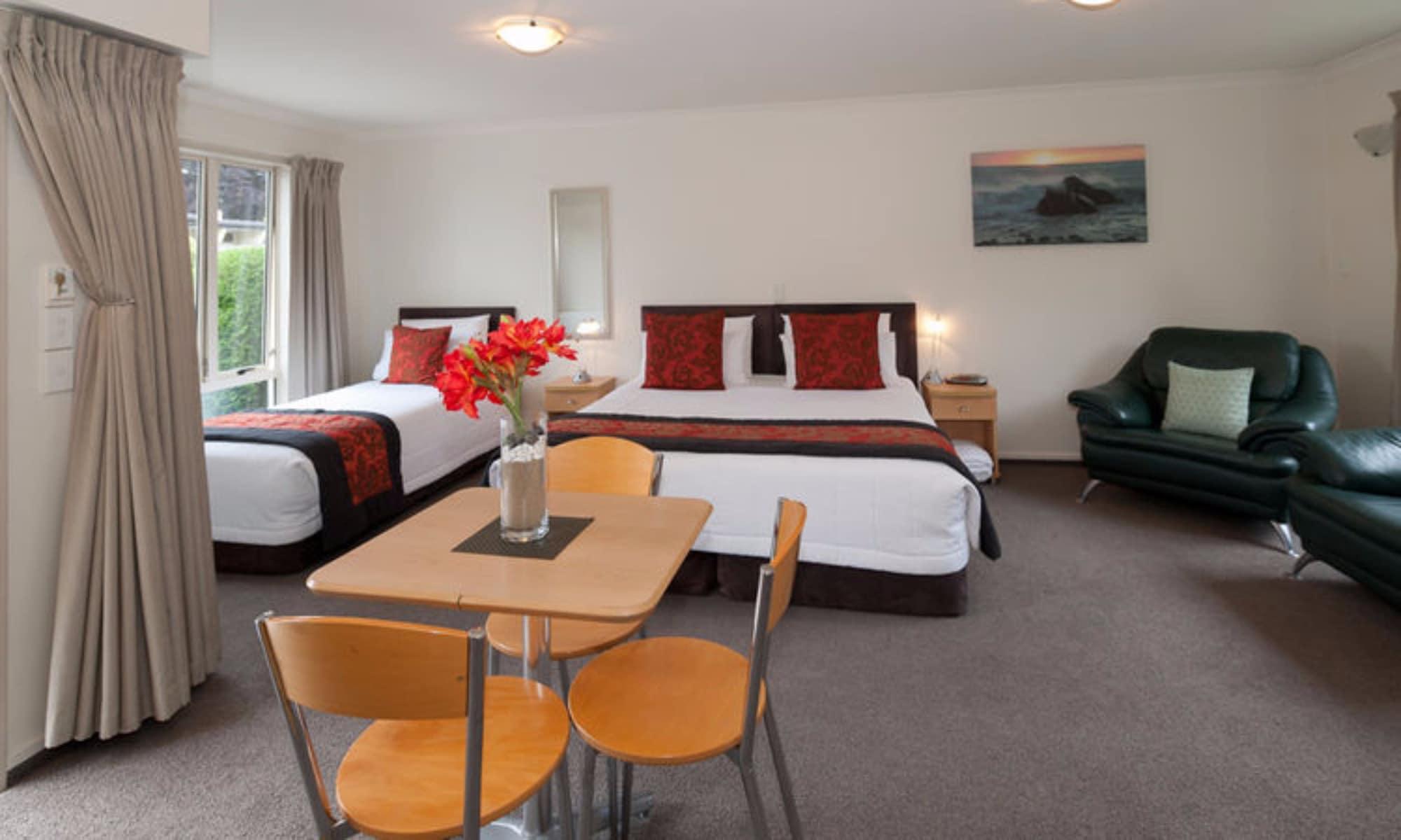 Colombo In The City Christchurch Exterior foto A typical studio apartment