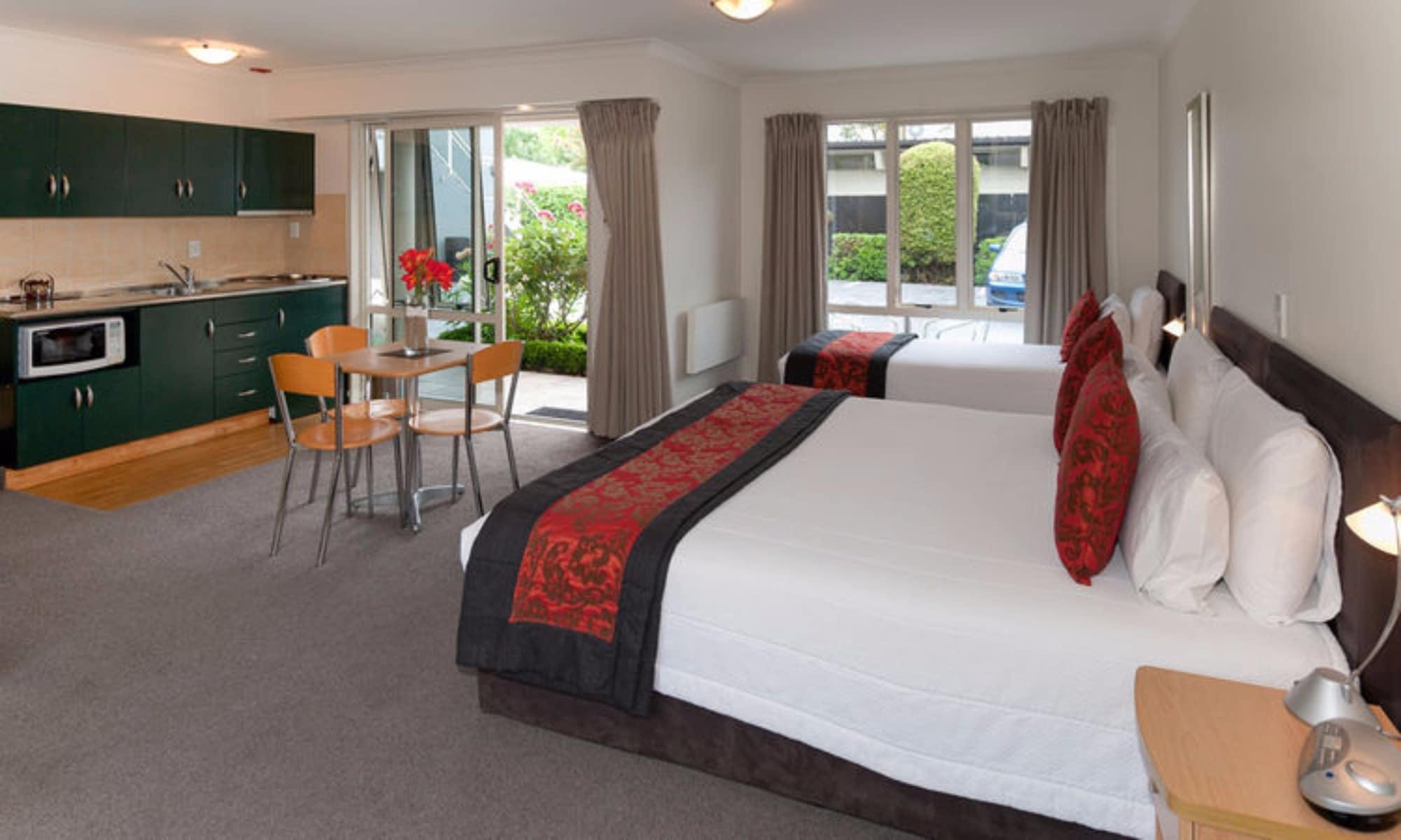 Colombo In The City Christchurch Exterior foto A typical studio apartment